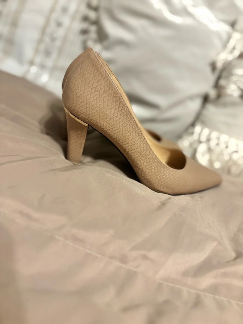Pointed “Snakeskin” Heels - Picture 2 of 5